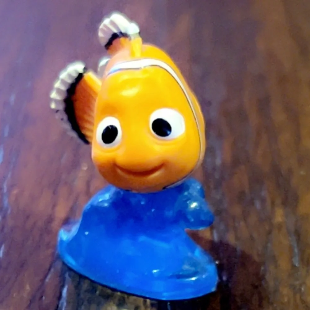 Disney Pixar Finding Nemo Micro Collection PVC Figure - Nemo 2019 cake topper